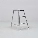 1322 9375 STEP STOOL